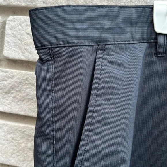 Sunice Flat Front Performance Golf Shorts Sz 36 - Picture 2 of 8